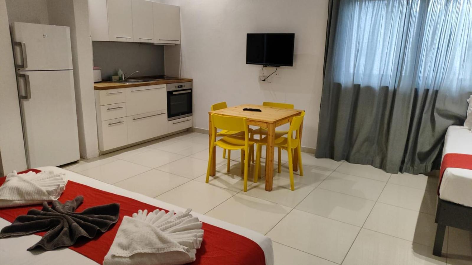 Cresta Beach Studios San Ġiljan Kültér fotó